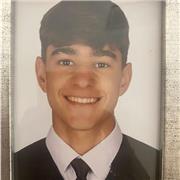 Alumno con buenas calificaciones de 2 de bachillerato estoy cualificado para enseñar esta materia a estudiantes de ESO y primaria